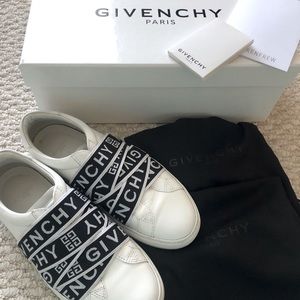 Givenchy women sneakers, size7.5